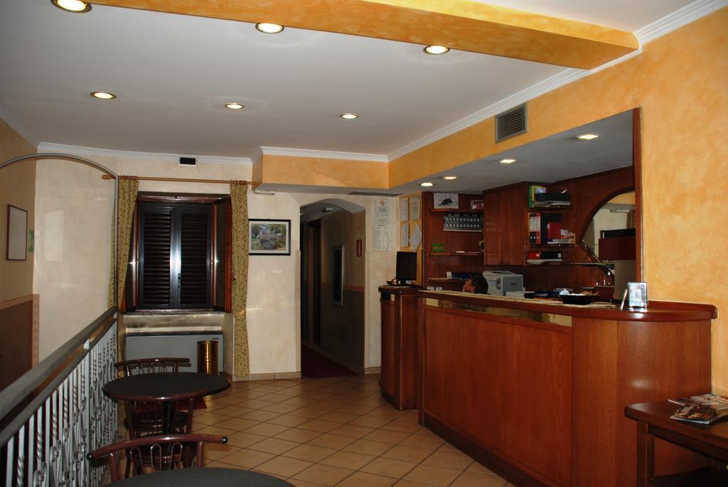 Hotel Casa Mia Mailand Exterior foto